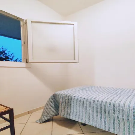 公寓 Bright And Cozy In 比比翁